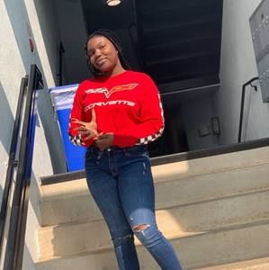 Meet your Posher, Iana